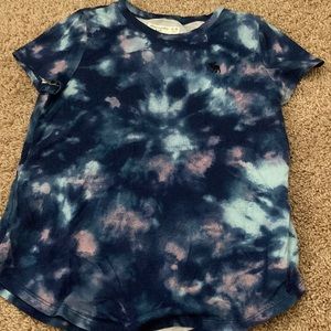 Girls Abercrombie shirt. Size 15/16.